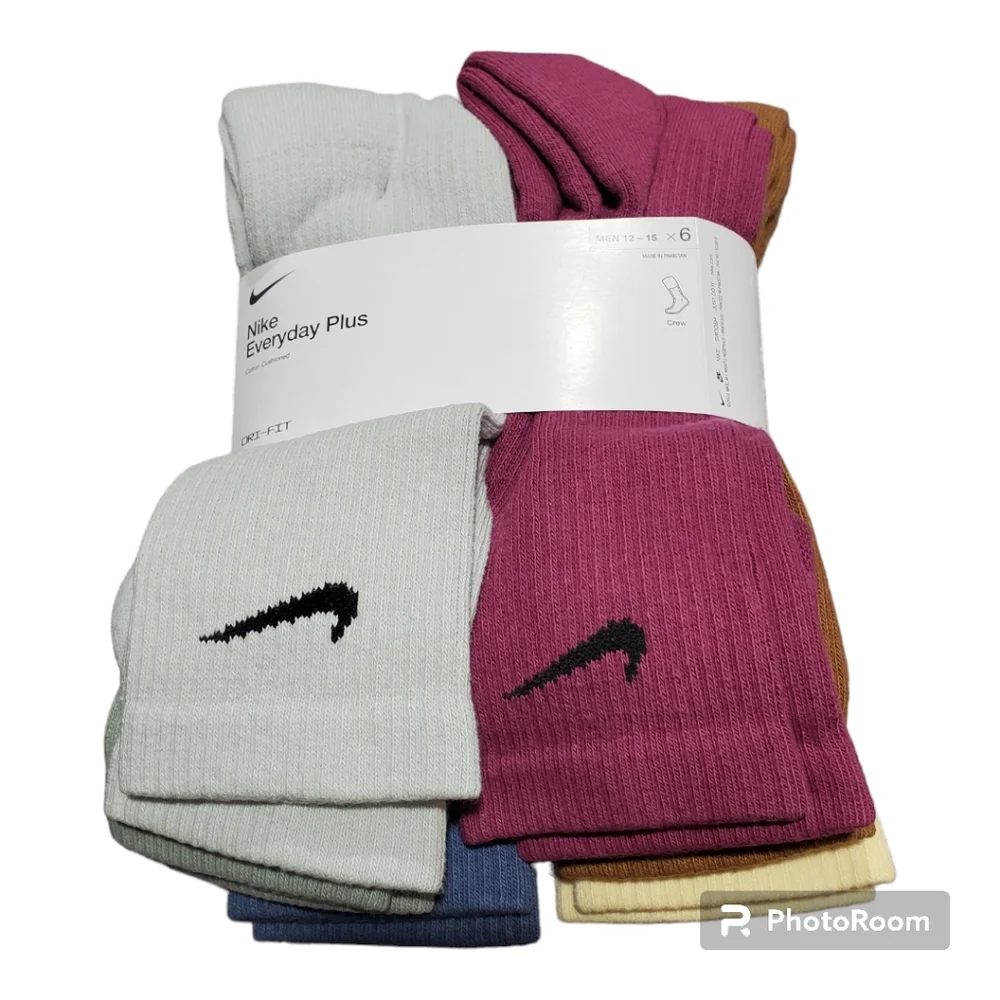 Nike every day plus cushion dri fit 6 pack color athletic socks - Picture 1 of 3